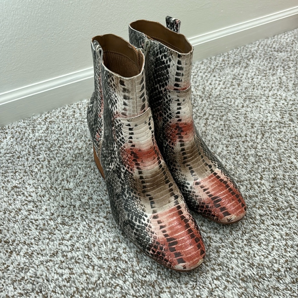 Korks Leyland Bootie 9